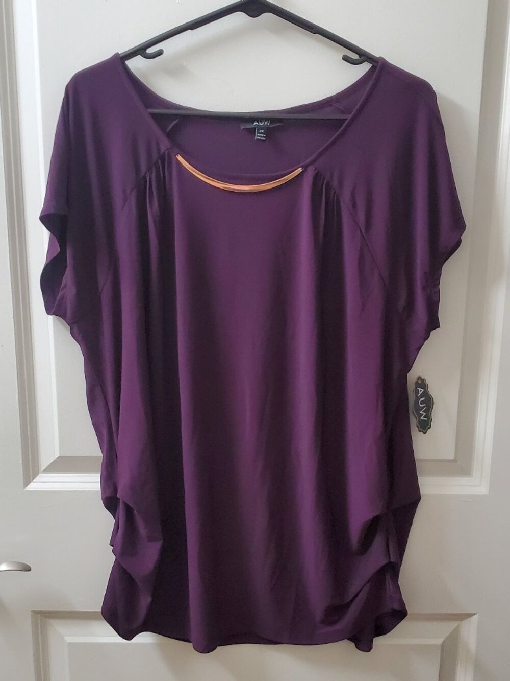 NWT AUW Plum Purple Metal Bar Accent Ruched Side Tunic Top 2XL